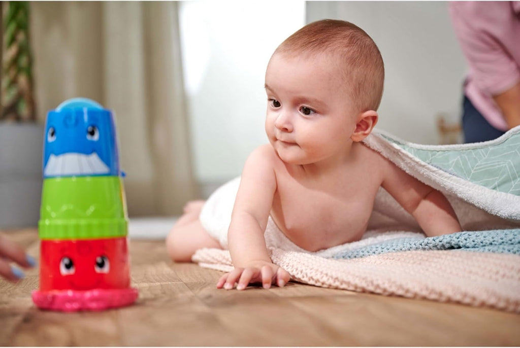 Simba 104010183 - Găleată ABC cu pahar stivuibil, găleată și pahar colorat cu curs de apă și roată de apă, 3 piese, 23cm, de la 12 luni Jucarii Bebe Naty Shop