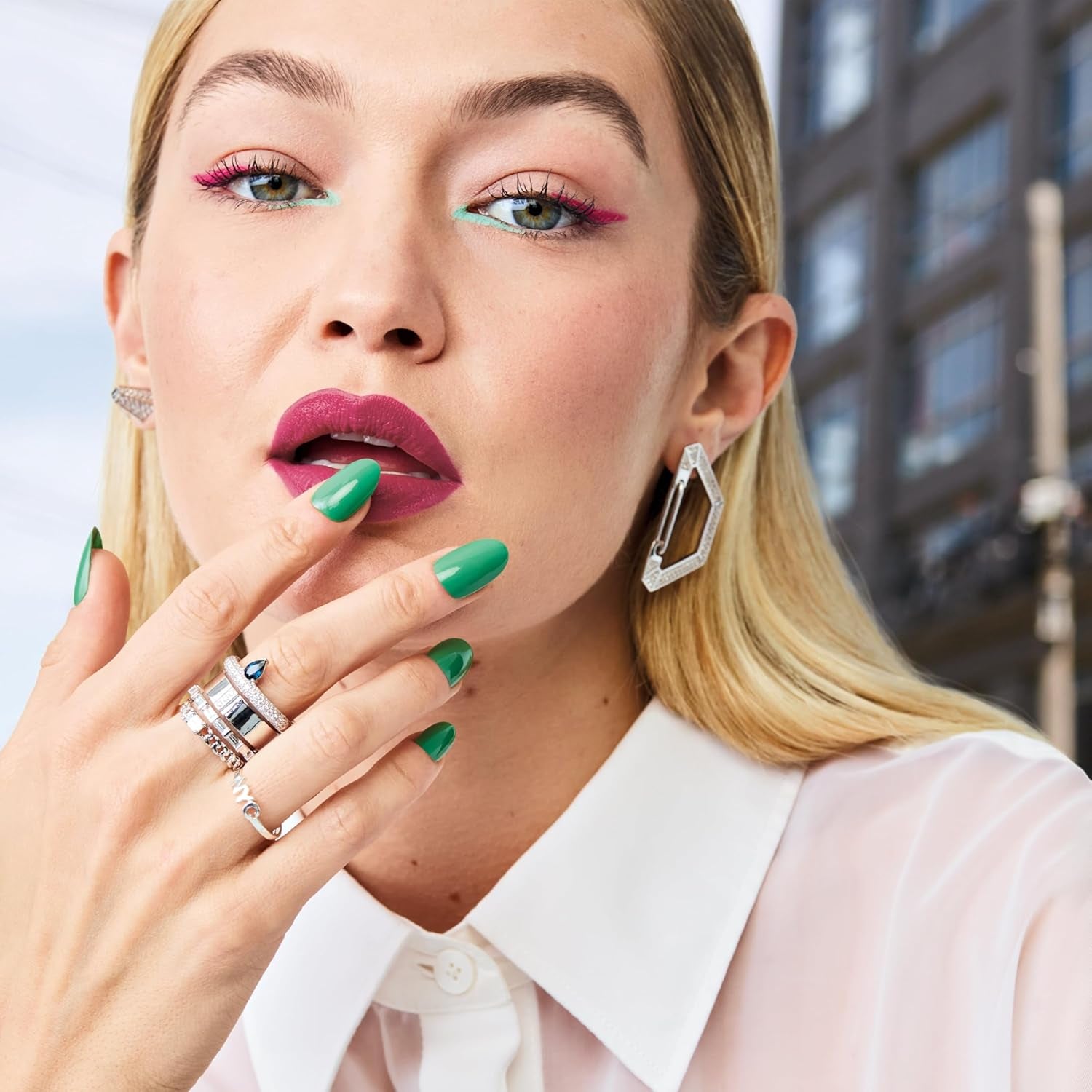 Maybelline New York Super Stay Ink Bonder 135 Nude Rose - długotrwały lakier do paznokci zapewniający mocne paznokcie i intensywny kolor, 12,3 ml