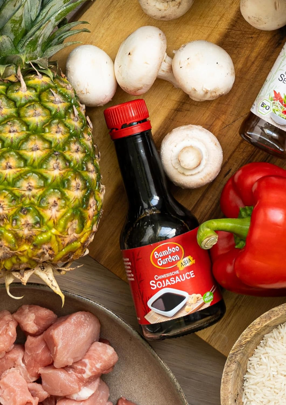 Bamboo Garden - Chinesische Sojasauce , Würzsauce für Fleisch, Geflügel, Gemüse und vieles więcej , 1 x 200 ml (Verpackungsdesign kann abweichen)