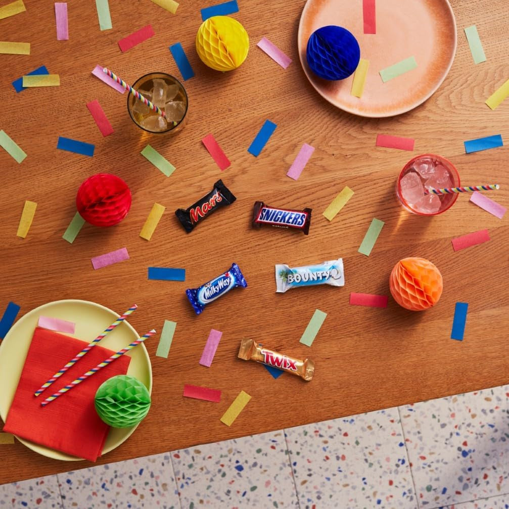 Mini opakowanie czekoladowe mieszane, 71 mini czekoladowych przekąsek (Mars, Snickers, Bounty, Twix, Milky Way) w formie słodyczy, idealne na wieczór futbolu amerykańskiego (1400g)