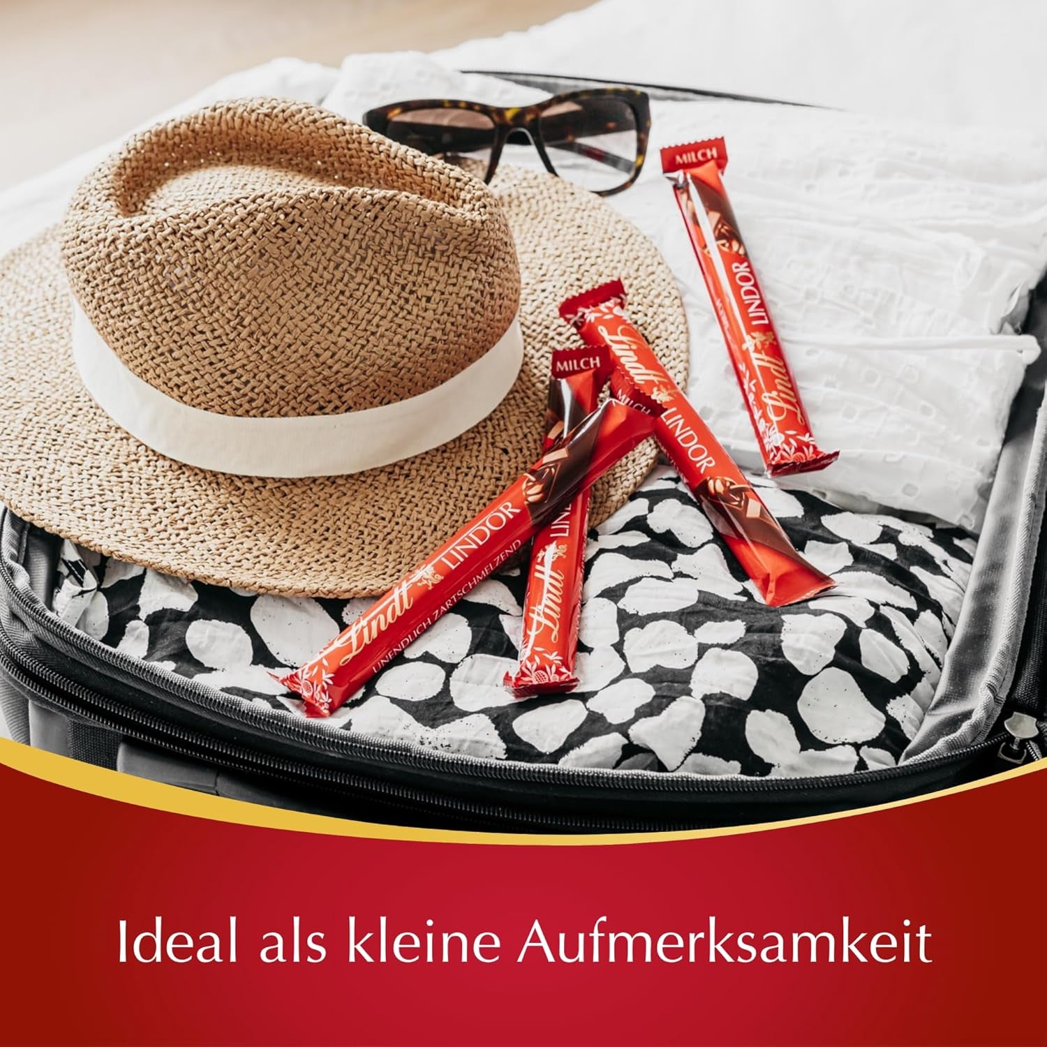 Czekolada Lindta | Paluszki z mlecznej czekolady LINDOR, Oferta promocyjna | 100g | 4 batoniki mlecznej czekolady LINDOR z nadzieniem rozpływającym się w ustach | Paluszki Czekoladowe (zestaw 3 szt.)