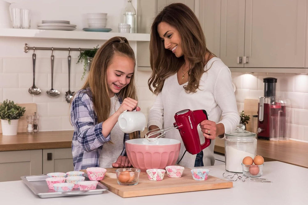 Mikser ręczny Russell Hobbs [Handrührgerät] Desire Rot (5 Geschwindigkeitsstufen+Turbofunktion, 2 Spülmaschinengeeignete Rührbesen & Knethaken, Auswurftaste, Aufrechte Parkposition) Handrührer 24670-56 Kitchen Naty Shop