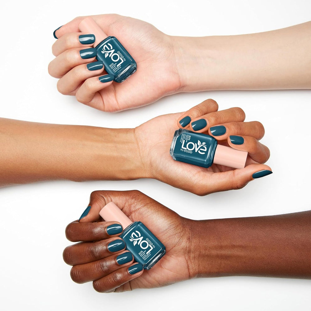 Oja de unghii de lungă durată Essie cu finisaj cremos, timp de uscare scurt și ciobire redusă, formulă vegană, LOVE by Essie, culoare: Nr. 200 doin' my best, verde intens, 1 x 13,5 ml