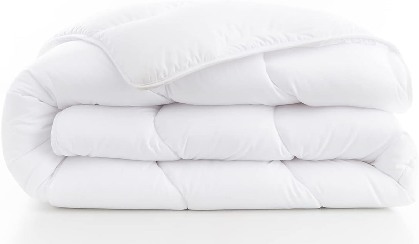 Plapumă Abeil, material: 100% microfibră, umplutură, Blanche, 260X240 Plapumi si pilote Naty Shop