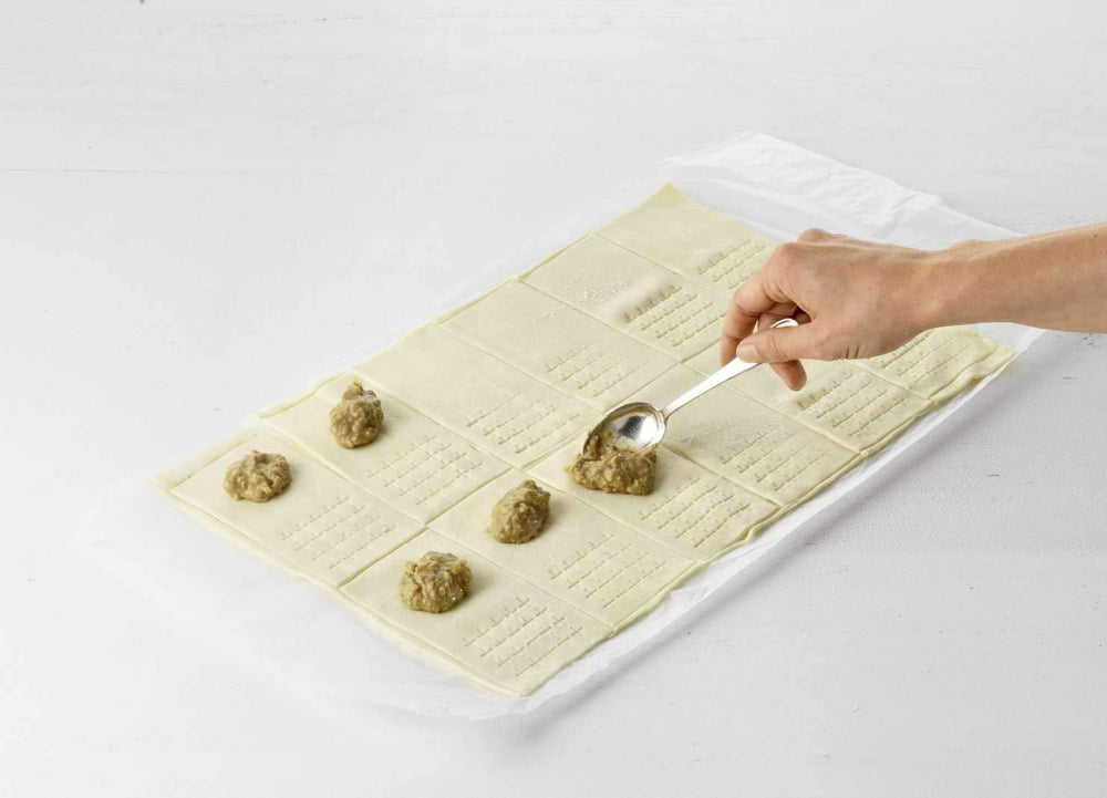 Betty Bossi Jalousie Stars Roller – Teigschneider zur Herstellung individuelle Sternenjalousien z efektem Wow