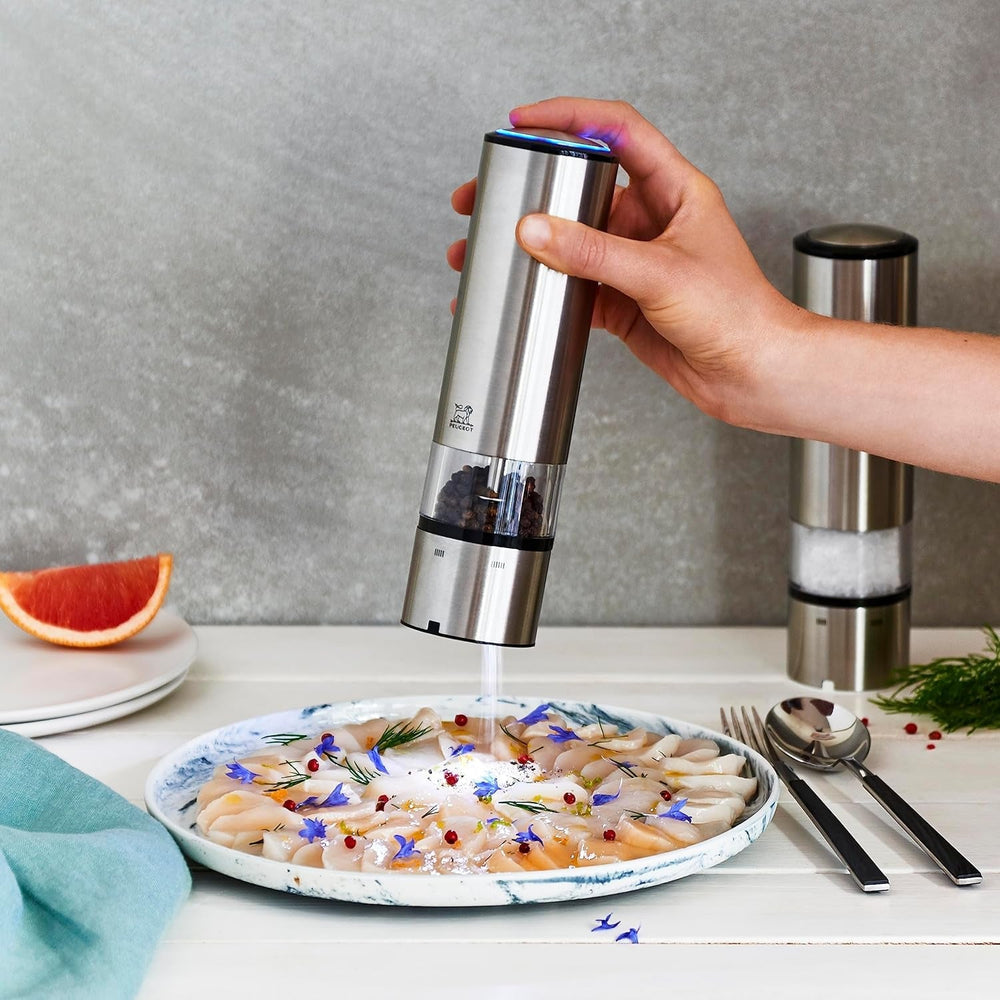 Zestaw elektryczny młynek do pieprzu i soli PEUGEOT Elis Sense, wysokość: 20 cm, stal nierdzewna, srebro Młynki i młynki Naty Shop