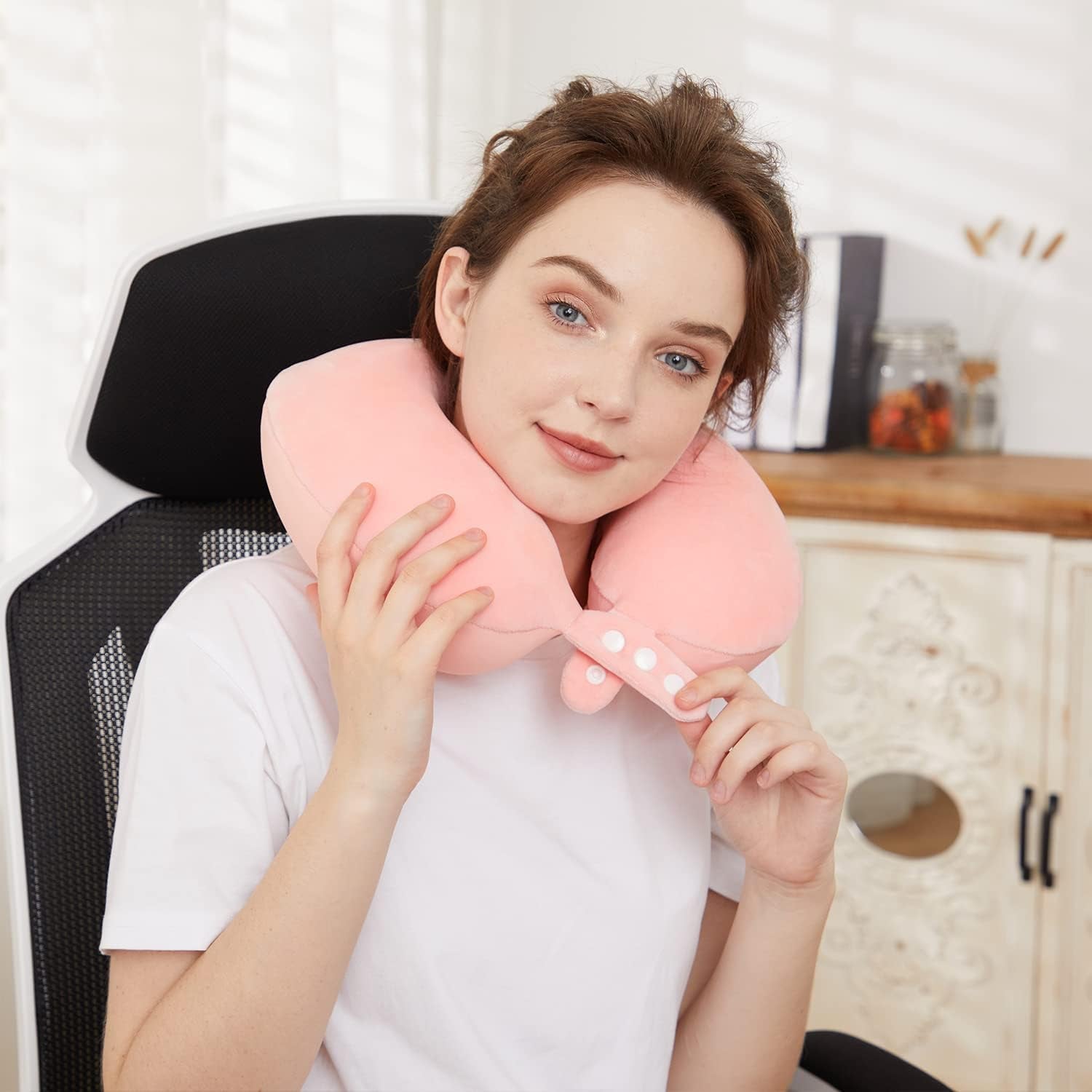 TALLGO Travel Neck Pillow, cea mai bună pernă de avion din spumă de memorie pentru tetieră, pernă moale reglabilă pentru avion, mașină și casă, roz Perne ortopedice cervicale Naty Shop