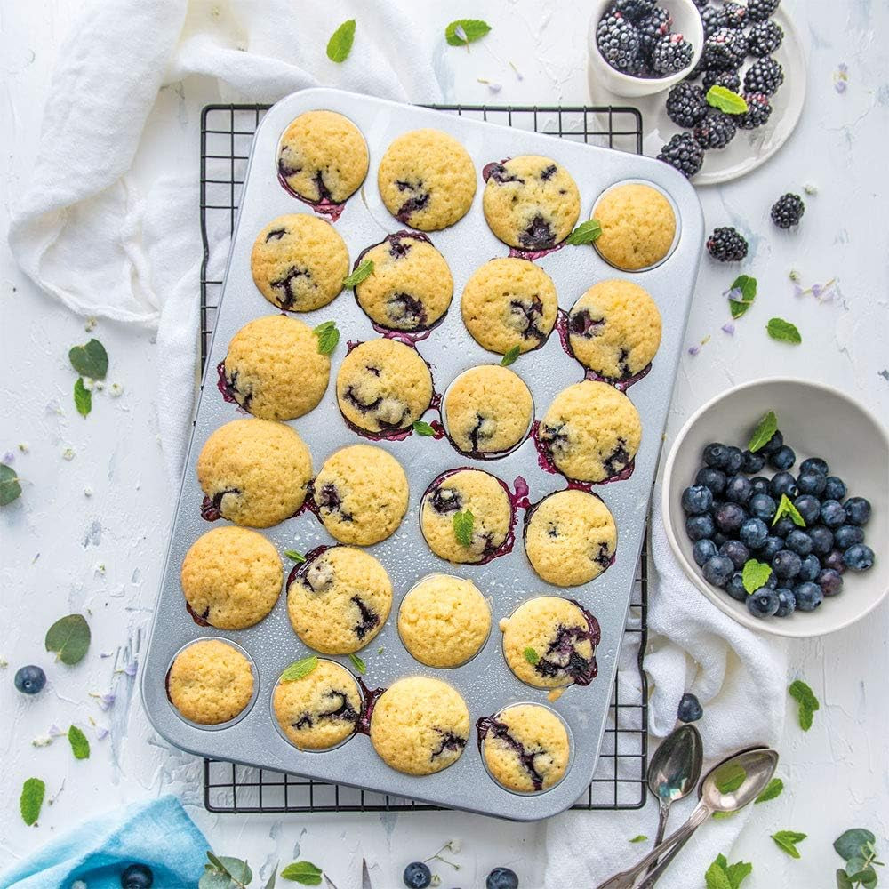 0070035 BACKFORM NA 24 MINI MUFFINKI 38,5 X 26 X 2 H CM Formy i blachy do pieczenia Naty Shop