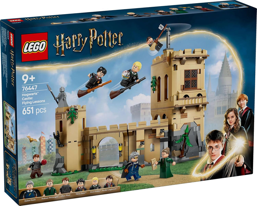 Zamek Hogwart LEGO Harry Potter: Lekcje latania Przygodowy zestaw z 6 kolekcjonerskimi minifigurkami, w tym Draco Malfoyem i profesor McGonagall Zestaw do odgrywania ról dla chłopców i dziewcząt w wieku 9 lat 76447 Zestawy do budowania Besuche den LEGO-Store