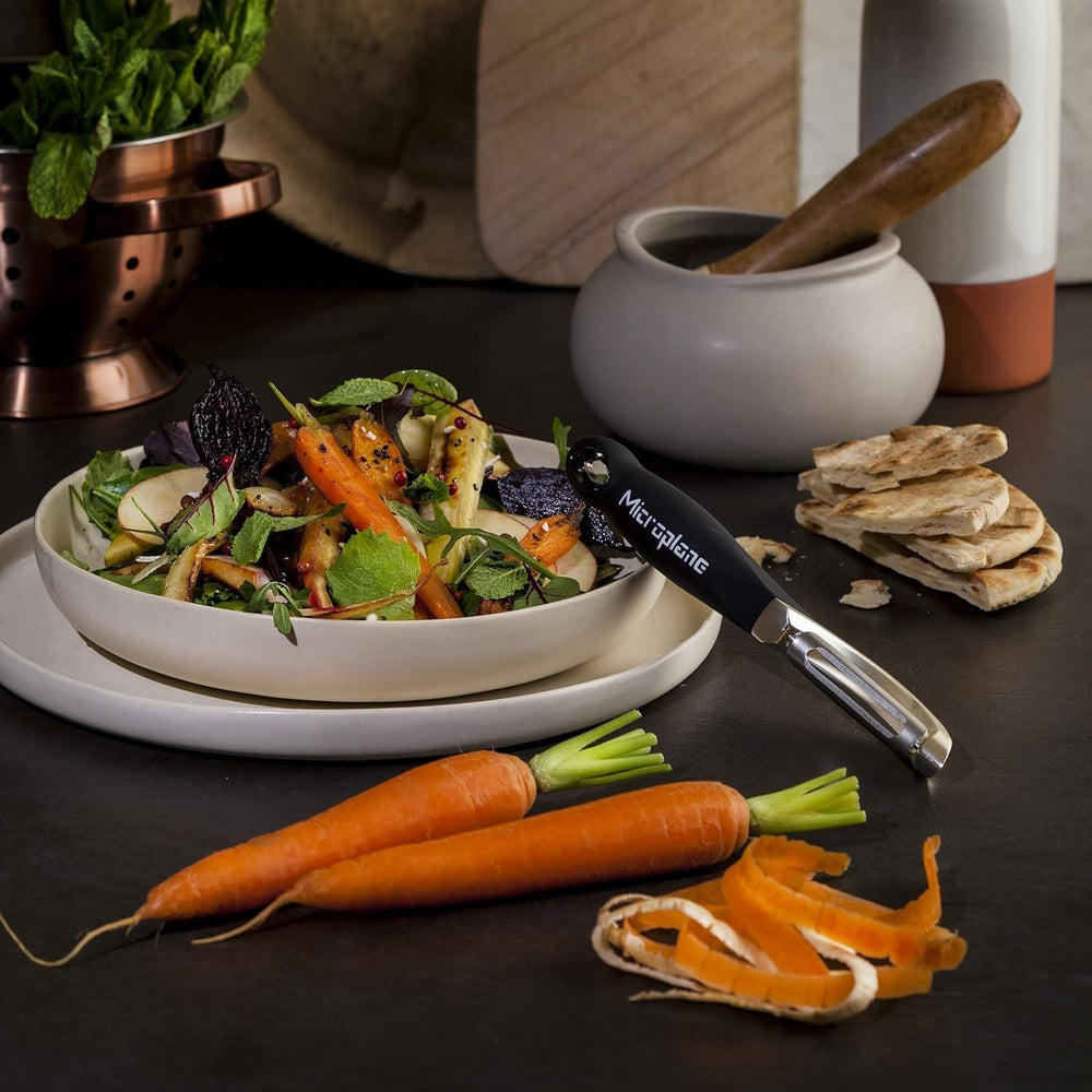 Naty Shop Microplane Profesjonalna, oburęczna obieraczka ze stali nierdzewnej z podwójnym ostrzem