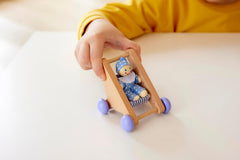 Hape Baby Room – Set cameră de păpuși din lemn, mobilier pentru păpuși pentru copii, accesorii pentru casă de păpuși pentru copii mici, cameră de copii în miniatură cu leagăn și accesorii, joc de rol de la 3 ani