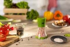 Młynek do przypraw KUHN RIKON Mini (zielony), tworzywo sztuczne, 12 X 12 X 8 cm Młynki i krajalnice Naty Shop