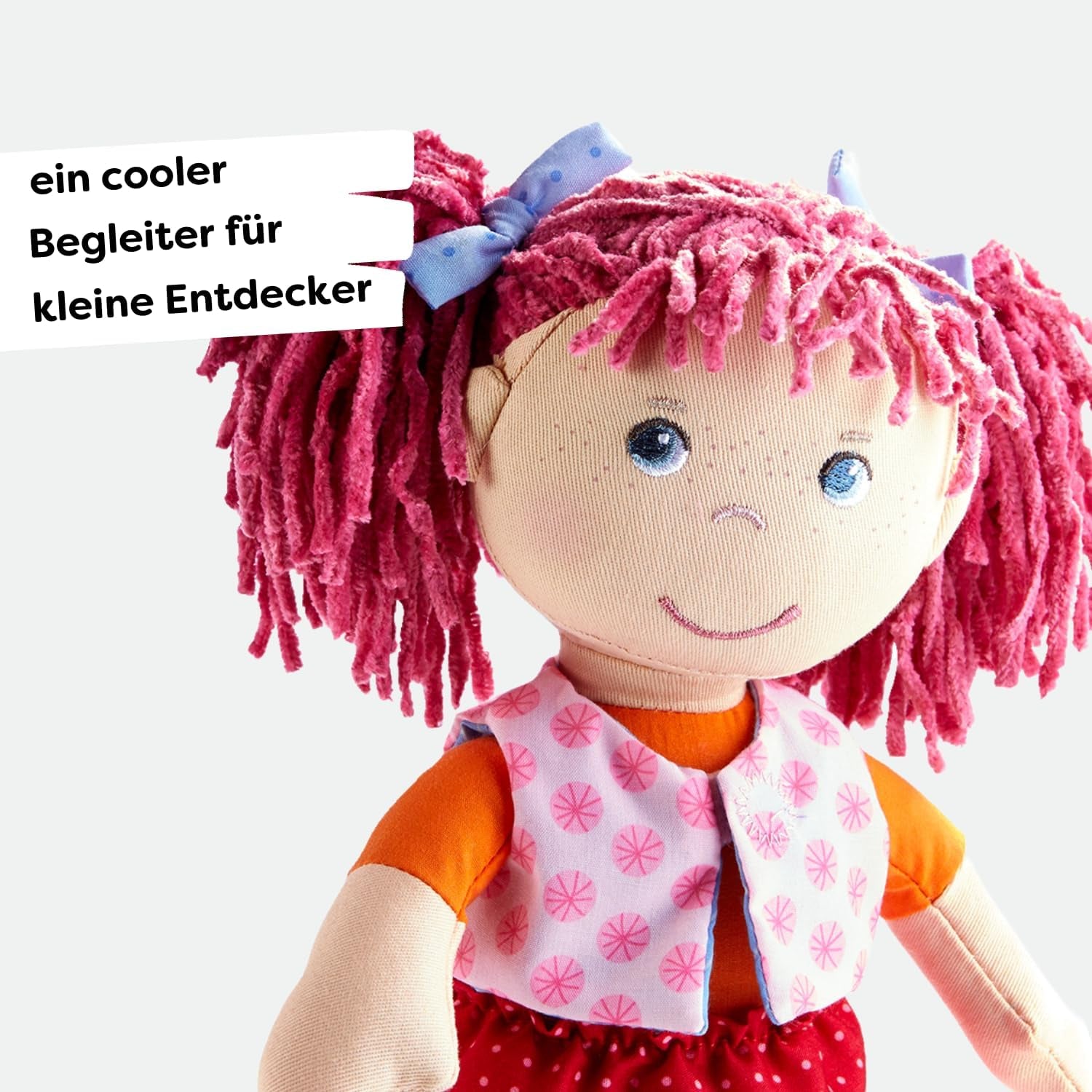 Păpușa HABA Lilli-Lou – Păpușă moale din pânză de la 18 luni – 30 cm cu haine și păr – Tovarășă de joacă ideală pentru copii mici – 1302842001