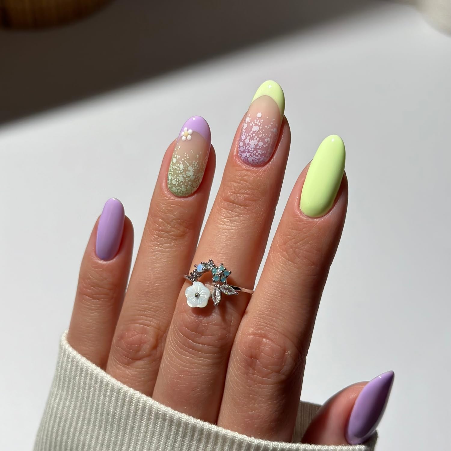 Lakier UV do paznokci Semilac Hybrid 494 Frozen Pistachios 7 ml