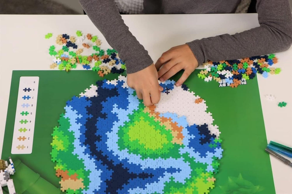 PLUS PLUS Puzzle z klocków Ziemia 800 szt. Globe, Erde