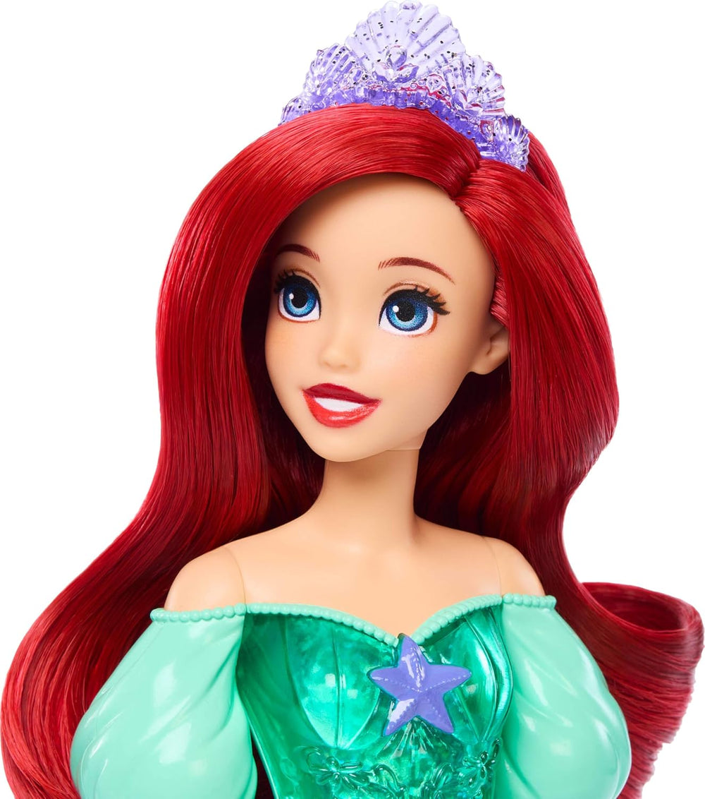 Păpușa Mattel Disney Prințesa Ariel, păr lung pentru coafat, poziționabilă, pantofi și diademă detașabile, cadouri Disney, jucărie pentru vârste de la 3 ani în sus, HLW10