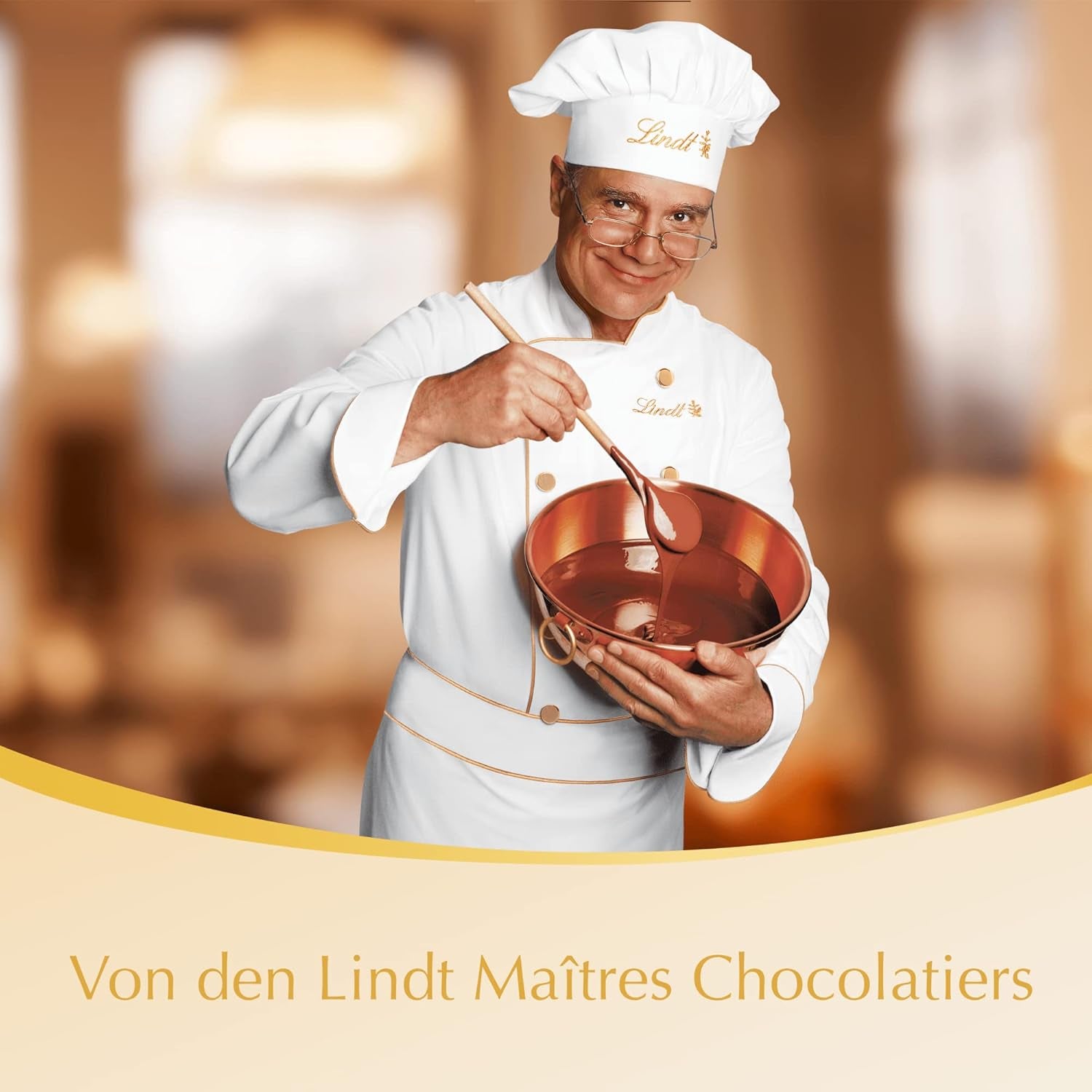 Czekoladowe kulki Lindt Marc de Champagne | 700 g Ok. 56 cukierków z mlecznej czekolady z rafinowanym nadzieniem, zawiera alkohol | Opakowanie zbiorcze | Prezent czekoladowy | Czekoladowy prezent
