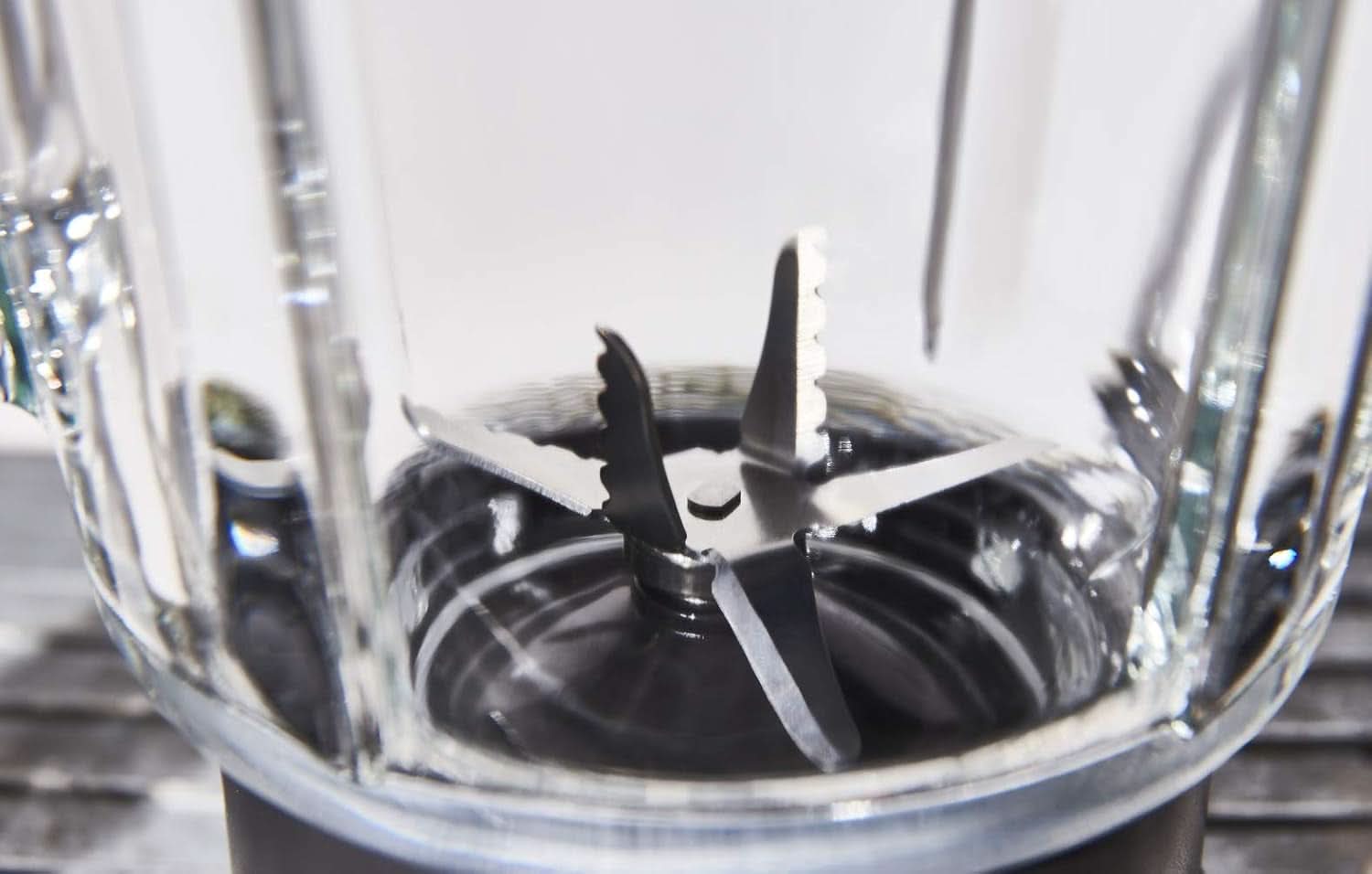 Perfect Mix + LM811D10 - 1200-W-Mixer, Glasierter Edelstahl, Hintergrundbeleuchteter Geschwindigkeitsregler, 3 Programme, Manueller Und Automatischer Reinigungsmodus Mama si Copilul Naty Shop