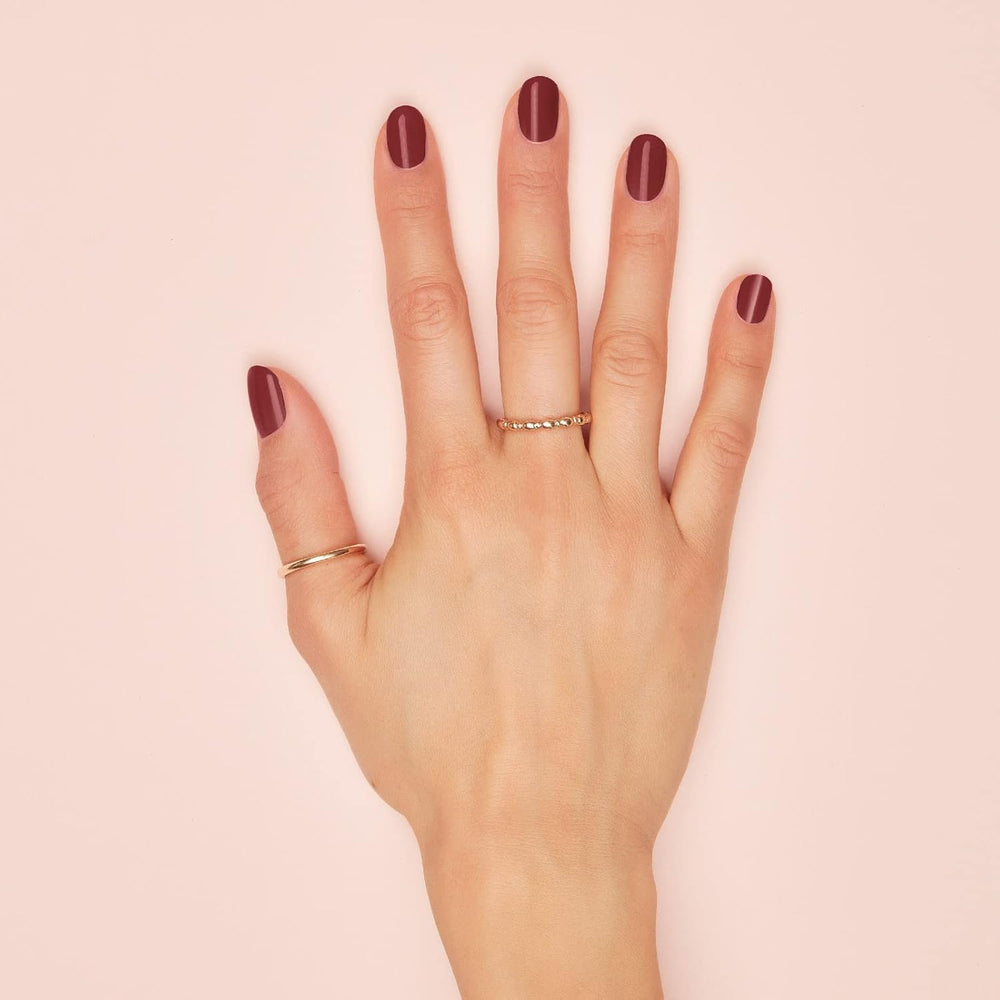 Półtrwały lakier do paznokci Milano Professional nr. 21 Burgundowy efekt objętościowy, długotrwały, do intensywnych i błyszczących paznokci, 4,5 ml