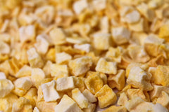 Bucăți de mango liofilizat 100g - Fructe liofilizate - Fructe uscate liofilizate - Mango uscat - Perfect pentru gustări, coacere, muesli, smoothie-uri și deserturi Produse deshidratate Naty Shop