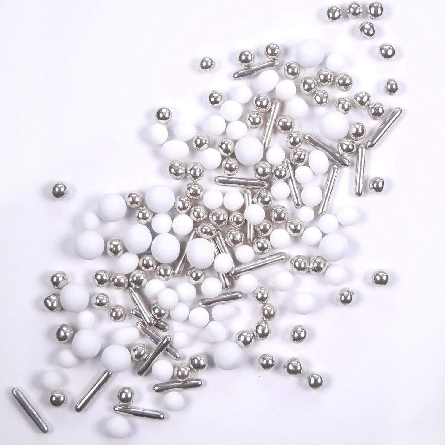 Mieszanka czekoladowa Streusel Hero Srebrno-biała posypka, 40 gramów Naty Shop