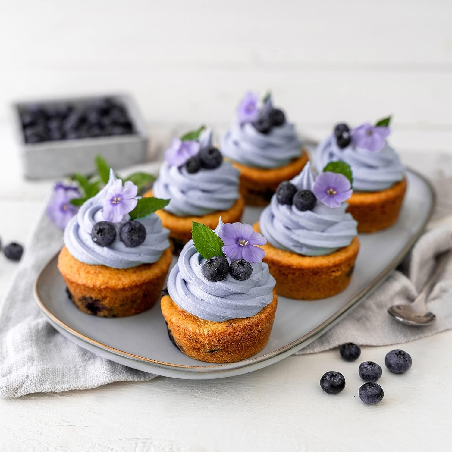 Zenker 12Er Muffinform Energy, Premium-Backform, Für Köstliche Kuchen, Verkürzt Die Backzeit Um Bis Zu 20% (Farbe: Silber/Anthrazit), Menge: 1 Stück, Hellgrau Und Dunkelgrau Formy i blachy do pieczenia Naty Shop