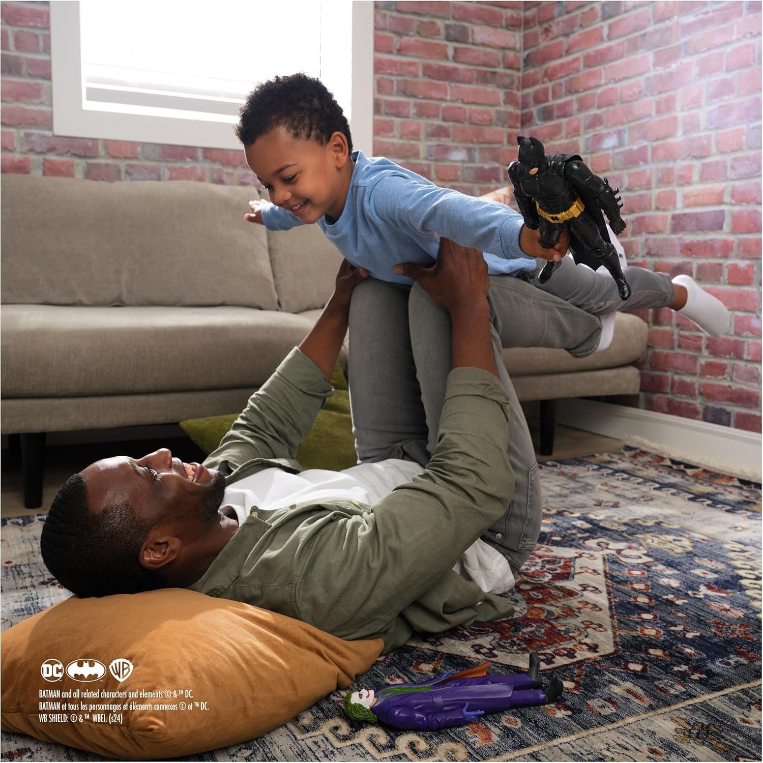 The Dark Knight - Batman Action Figure Cunoscut din legendara trilogie The Dark Night în 30cm. De la 3 ani Action figures Naty Shop