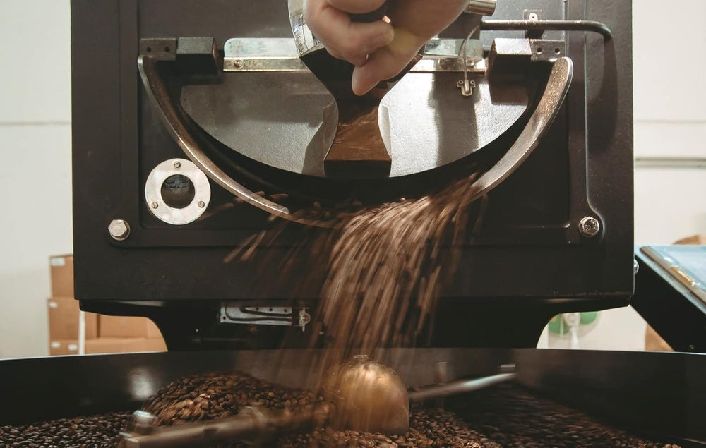 Espresso Napoletano BLACK OF NAPLES - extrem de intens și cremos - aciditate foarte scăzută - boabe întregi 100% Robusta 500g