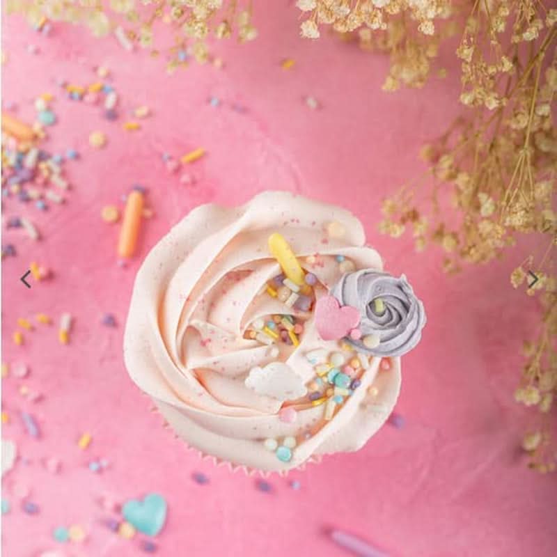 Super Streusel Carusel Pastel, posypka w pastelowych kolorach, 90 gramów Sprinkles Naty Shop