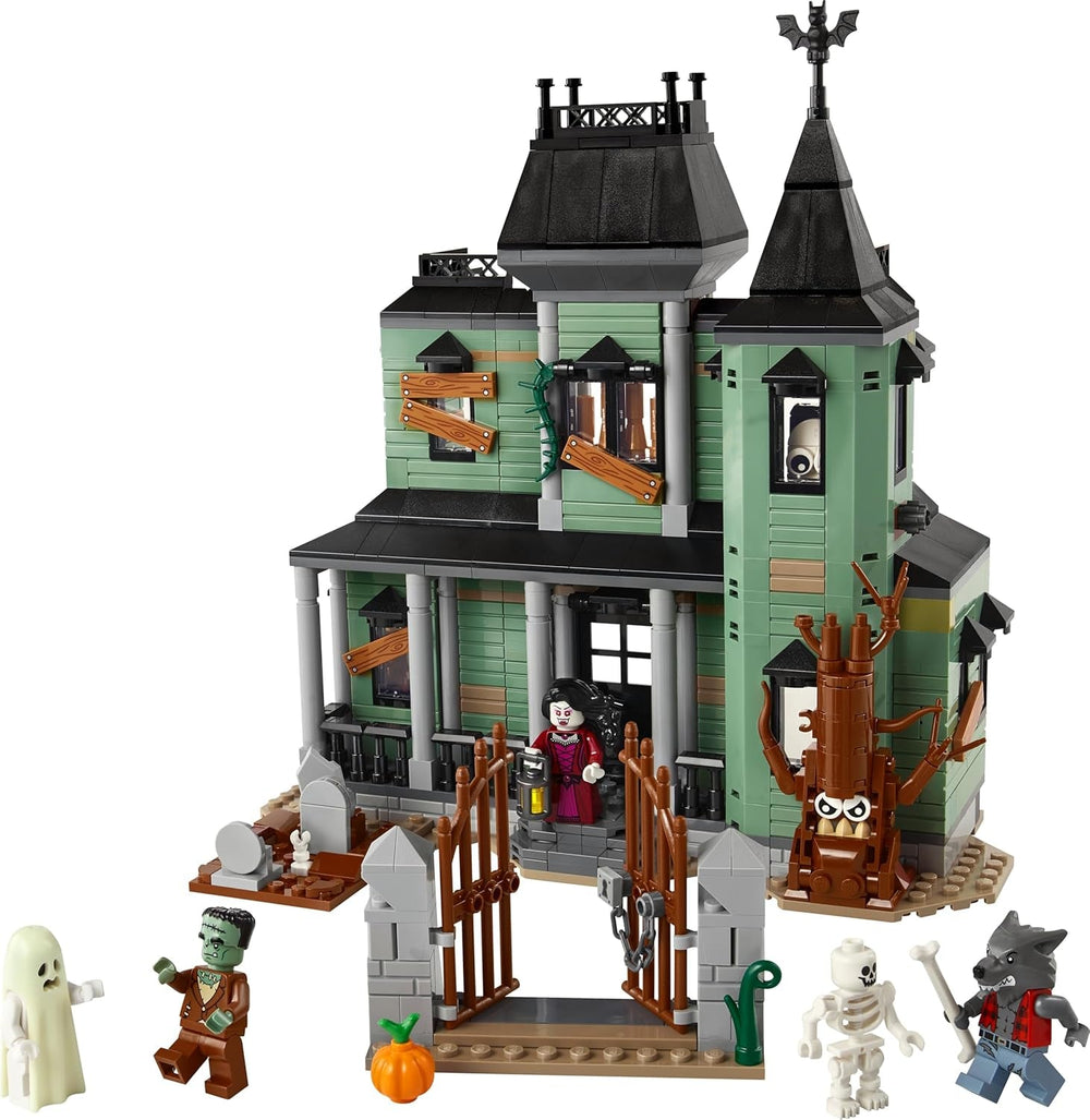 LEGO Creator Geisterhaus - 3-in-1 Spielzeug mit Haus - Bauset umbaubar in Schiff oder Zug - Mit 5 gruseligen Minifiguren - Cooles Halloweengeschenk für Jungen und Mädchen ab 9 Jahren - 31167