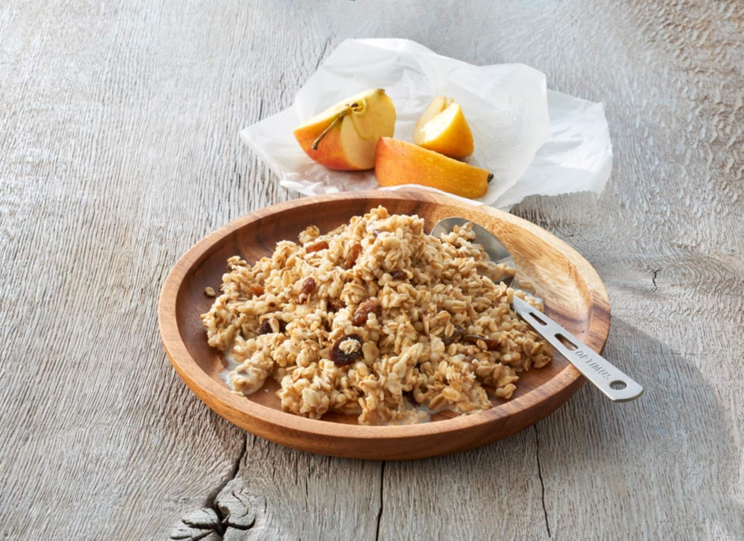 Trek'n Eat Swiss Muesli z mlekiem w proszku (2 sztuki w opakowaniu)