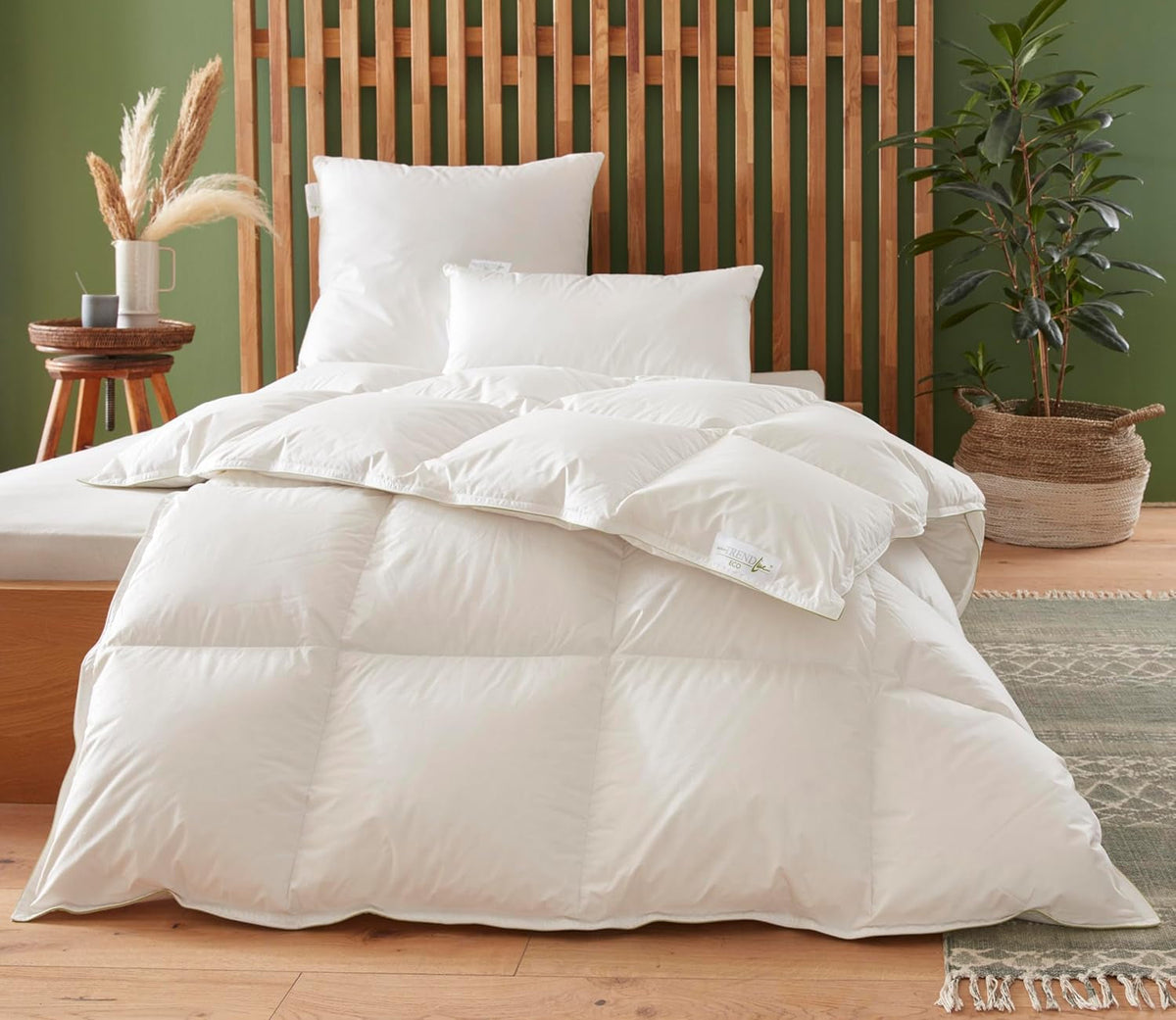 Badenia Trendline Ciepła kołdra Eco 90% puch i 10% pierze klasa I, 135 X 200 cm, biała, z certyfikatem Oeko-Tex, wyprodukowana zgodnie z niemieckimi standardami jakości. Kołdry i kołdry Naty Shop 135 X 200 Cm Ciepły koc zimowy