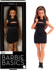 Barbie Basics Model 5, păpușă de colecție cu păr brunet, rochie mini neagră și pantofi cu toc, Universal Fit Fashion, corp mobil cu curbe feminine, JBH73 Papusi Naty Shop Titlu implicit