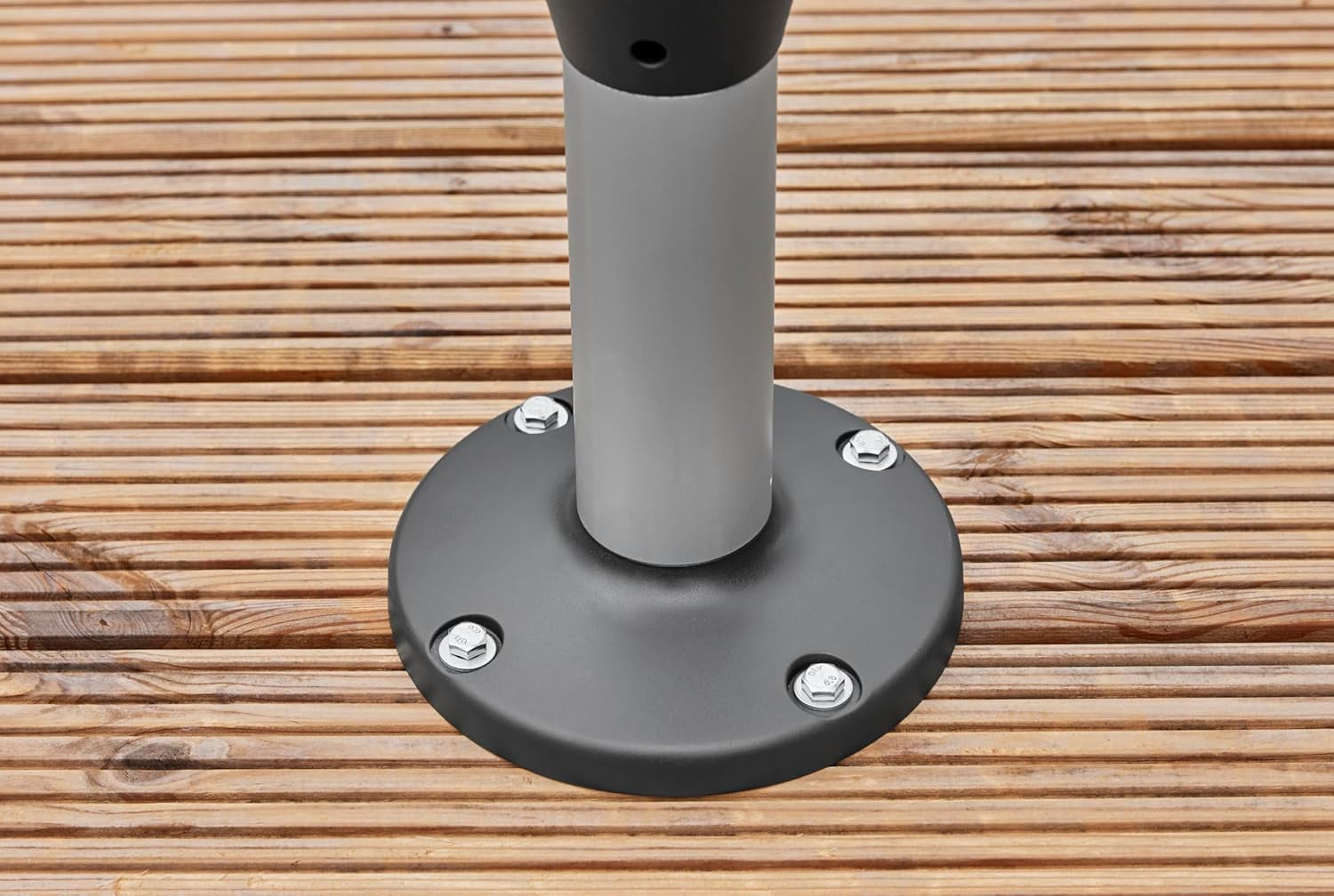 Cutie furtun terasă Gardena RollUp M: Cutie rezistentă la intemperii cu tehnologie de rulare și furtun de 20 m, pentru udarea grădinilor de dimensiuni medii cu terasă, înfășurare automată, albă (18615-20)