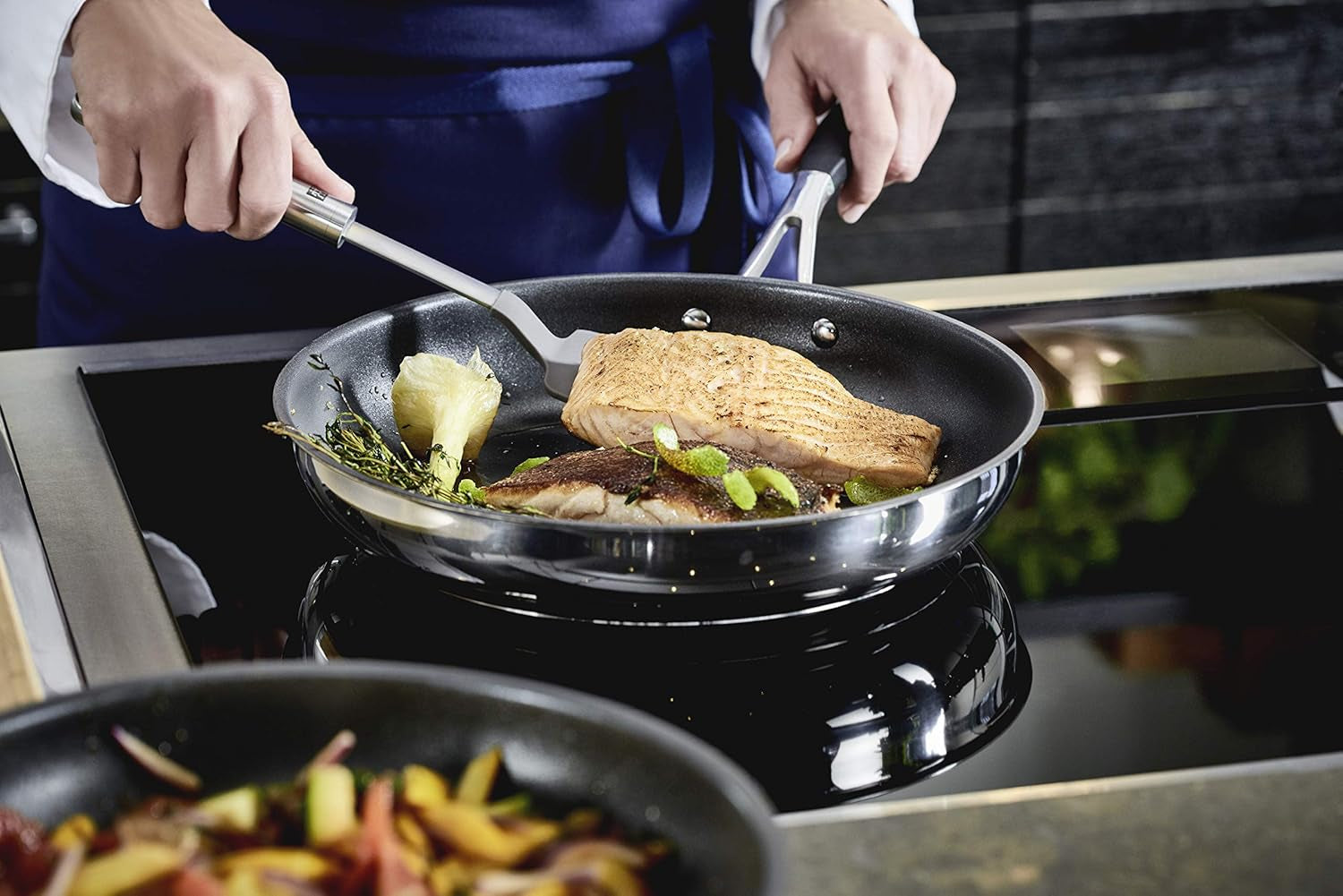 Tigăi ZWILLING CORNELIA POLETTO, cu strat antiaderent în 4 straturi cu particule de diamant, oțel inoxidabil 18/10, pentru toate tipurile de plită, inclusiv inducție Oale si Tigai Naty Shop