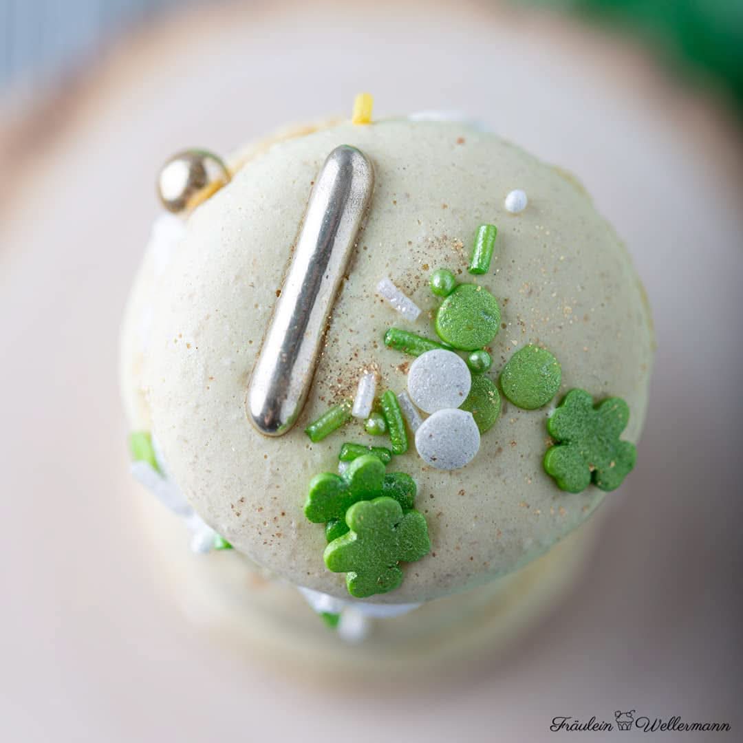 Super Streusel, Lucky Charms, posypka z zielonego cukru, 90 gramów posypki Naty Shop