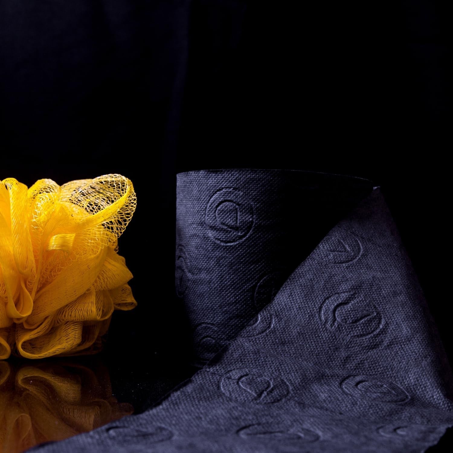 Hârtie igienică Renova Black Label de culoare neagră ( 6 role )