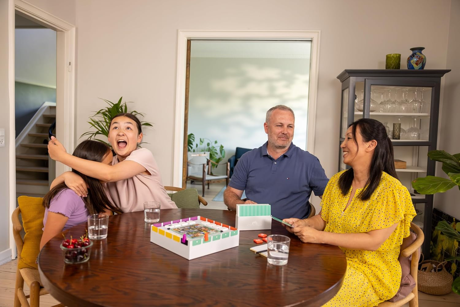 Bezzerwizzer Studio, BEZZERWIZZER Family, gra towarzyska, gra quizowa, 2+ graczy, wiek 10+, 45 minut, niemiecki