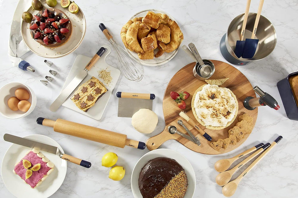 Zyliss E980212 Nudelhol, 47 cm, Holz/Silikon, Rollkuchen/Pizza/Baken/Teig/Mischungen, verantwortungsvoll angebaut Holz, Gewicht sorgt für gejämiges Rollen