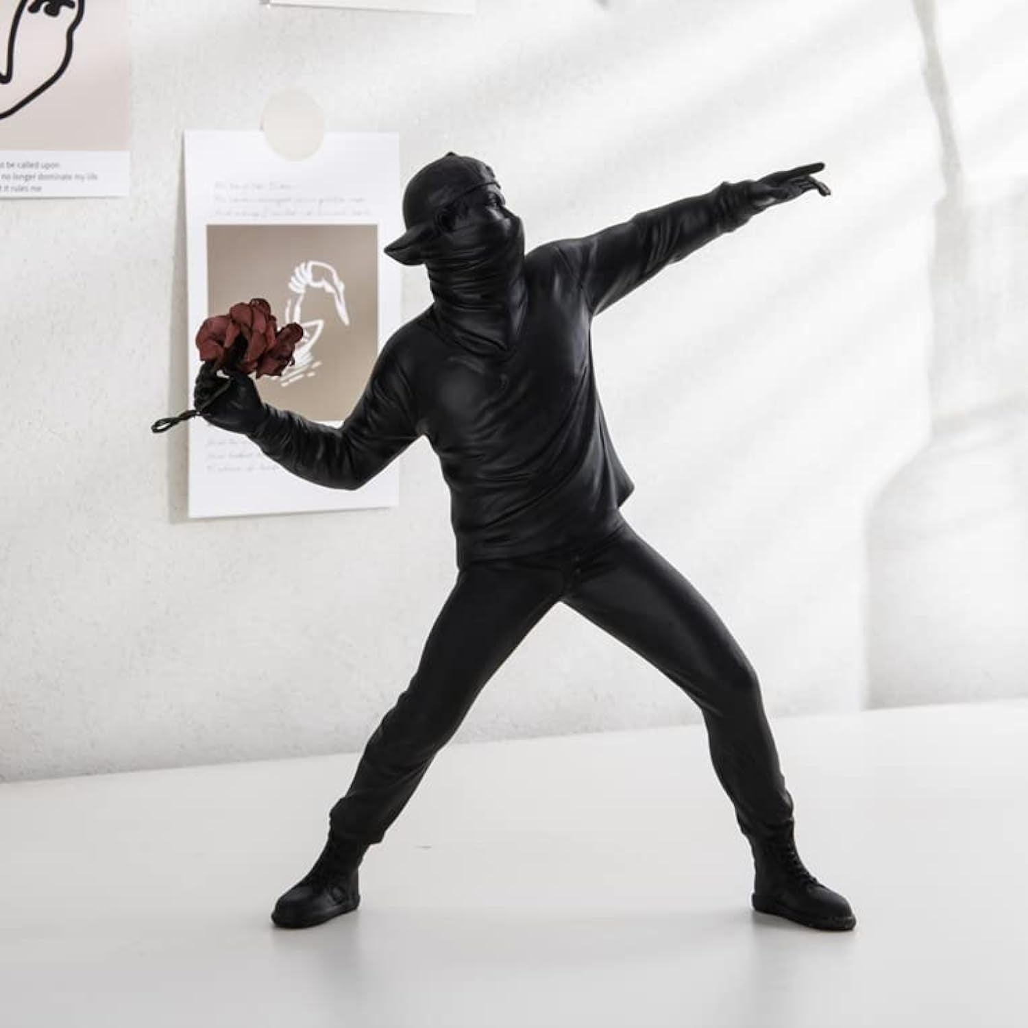 Fată drăguță cu balon, sculptură din rășină, statuie pentru decorațiuni interioare, statuie Banksy, fată cu inimă roșie, figura balon, sculptură de artă modernă pentru masă, raft, decor Statuete si sculpturi Naty Shop Renghua_Black