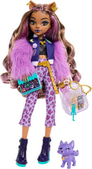 Lalka Monster High Clawdeen Wolf z psem Crescent i akcesoriami, takimi jak plecak, kalendarz, przekąski i nie tylko, HRP65 Naty Shop Dolls Crescent Dog