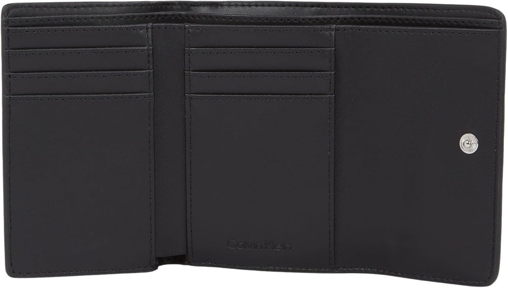 Portofel de damă Calvin Klein Must Small Trifold Mono Klein, negru (Black Mono), mărime unică Portofel Femei Naty Shop