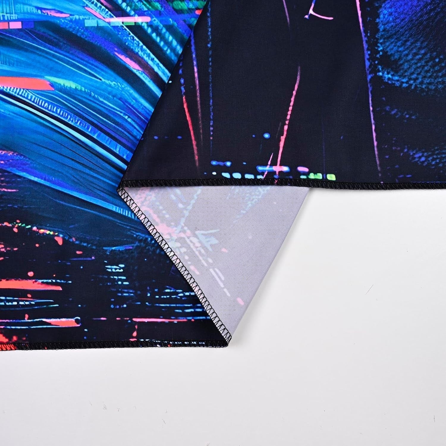 Tapiserie alishomtll fluorescent craniu astronaut negru lumina Casa - Accesorii si Decoratiuni Naty Shop