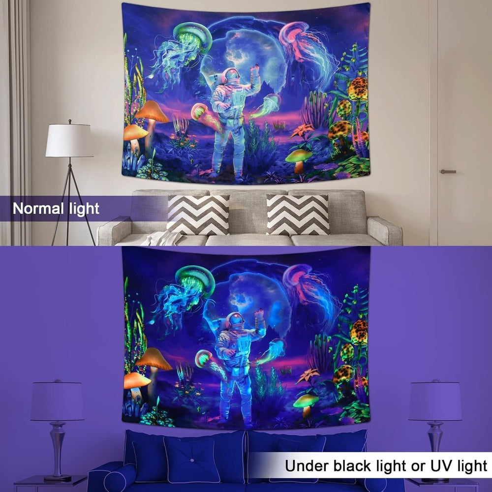 Tapiserie betylifoy black light astronaut reactive plants jellyfish Casa - Accesorii si Decoratiuni Naty Shop